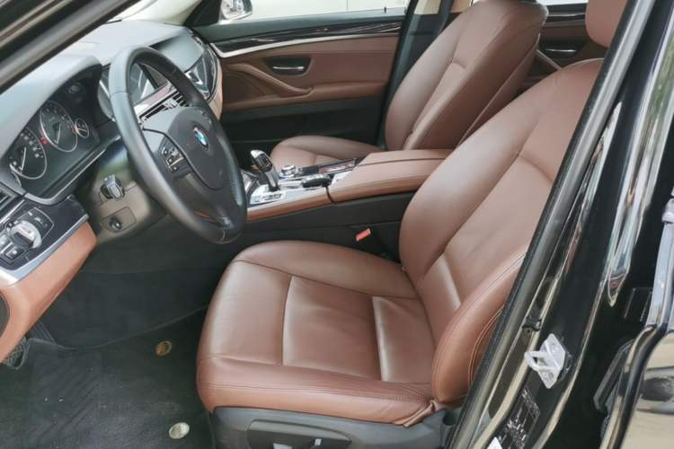 Used BMW 5 Series 2014 520Li Elegant Model Left Front Seat