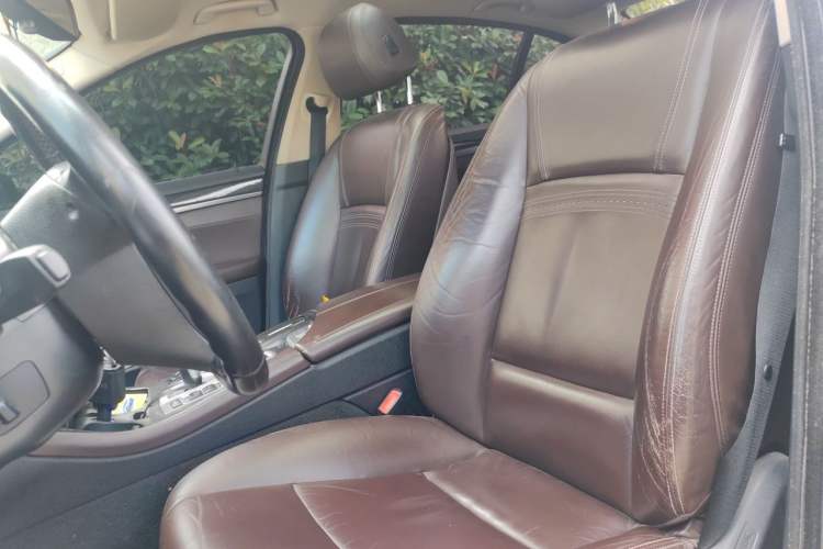Used BMW 5 Series 2014 525Li Luxury Design Package Left Front Seat