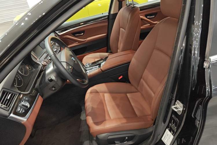 Used BMW 5 Series 2014 525Li Leading Model Left Front Seat