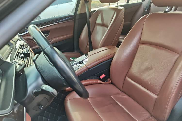 Used BMW 5 Series 2014 528Li xDrive Premium Edition Left Front Seat