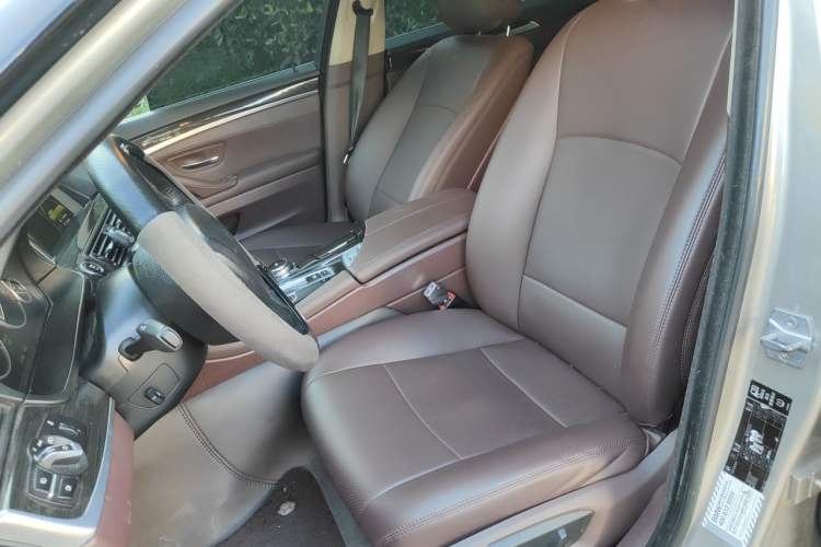 Used BMW 5 Series 2014 525Li Luxury Design Package Left Front Seat