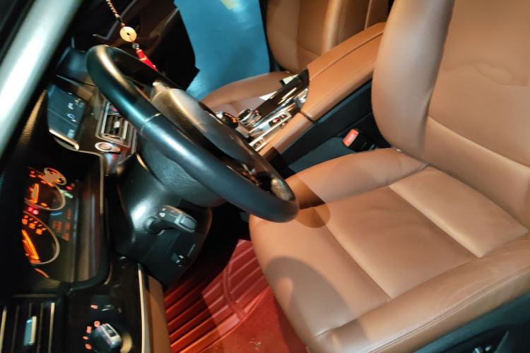 Used BMW 5 Series 2014 528Li Leading Model Left Front Seat