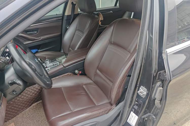 Used BMW 5 Series 2014 525Li Luxury Design Package Left Front Seat