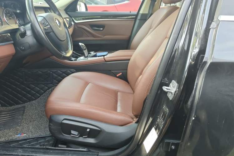 Used BMW 5 Series 2014 525Li Leading Model Left Front Seat