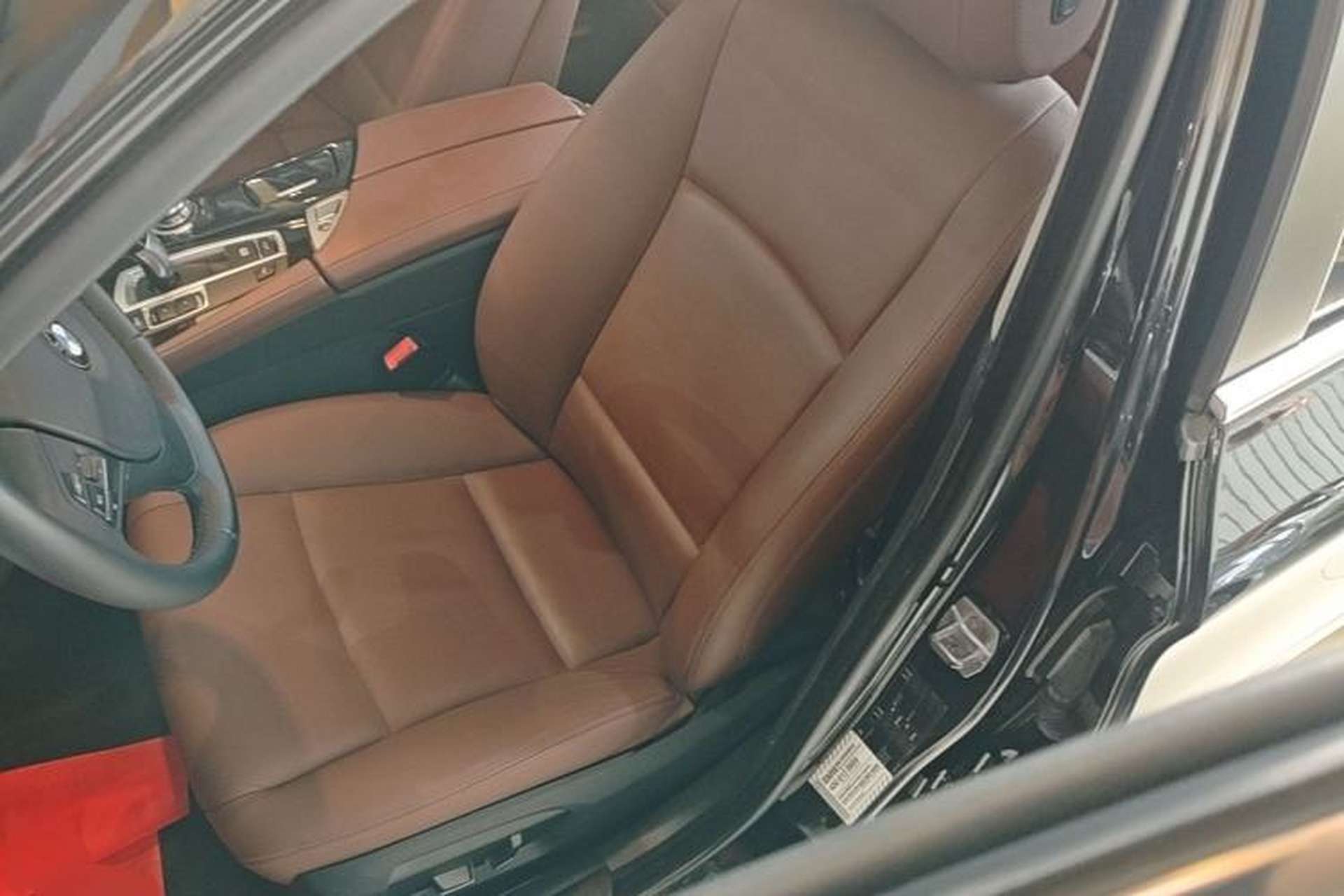 Used BMW 5 Series 2014 520Li Elegant Model Left Front Seat