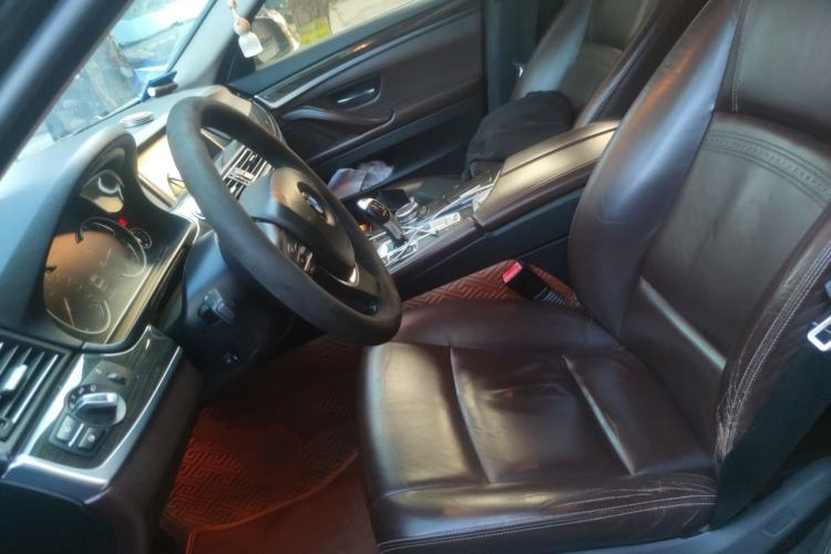 Used BMW 5 Series 2014 525Li Luxury Design Package Left Front Seat