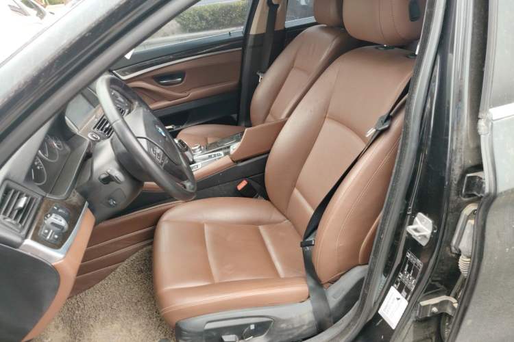 Used BMW 5 Series 2014 525Li Leading Model Left Front Seat