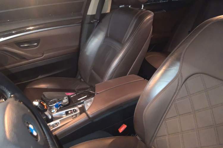 Used BMW 5 Series 2014 525Li Luxury Design Package Left Front Seat