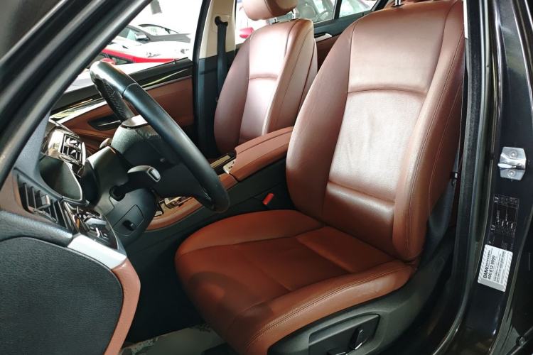 Used BMW 5 Series 2014 525Li Leading Model Left Front Seat