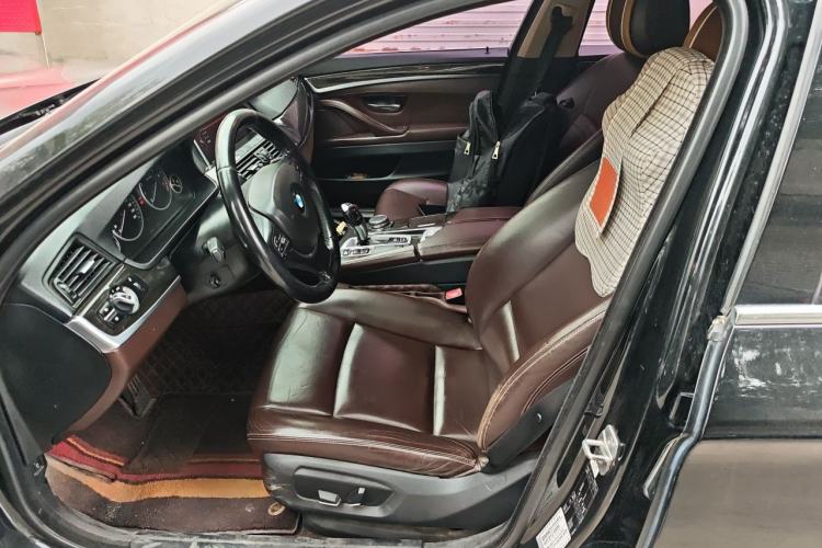 Used BMW 5 Series 2014 525Li Luxury Design Package Left Front Seat