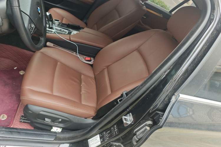 Used BMW 5 Series 2014 520Li Elegant Model Left Front Seat