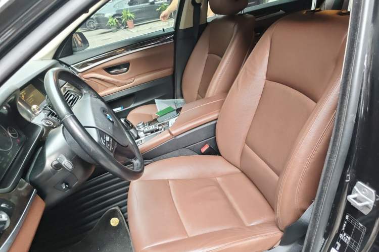 Used BMW 5 Series 2014 525Li Leading Model Left Front Seat