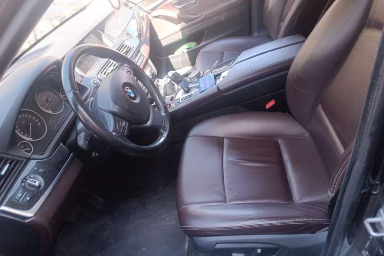 Used BMW 5 Series 2014 525Li Luxury Design Package Left Front Seat