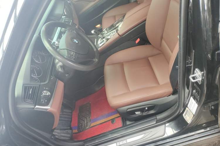 Used BMW 5 Series 2014 525Li Leading Model Left Front Seat