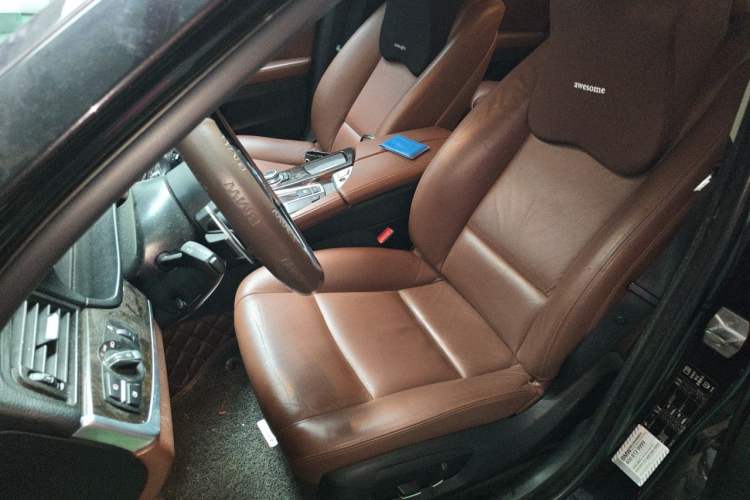 Used BMW 5 Series 2014 525Li Leading Model Left Front Seat