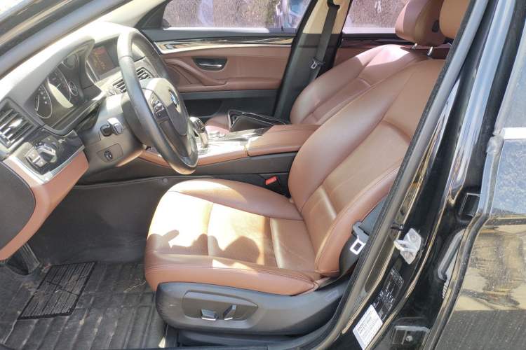 Used BMW 5 Series 2014 520Li Elegant Model Left Front Seat