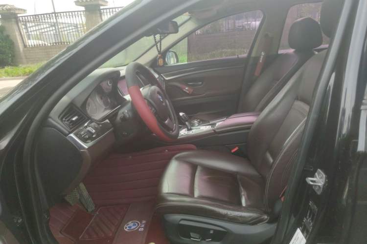 Used BMW 5 Series 2014 525Li Luxury Design Package Left Front Seat