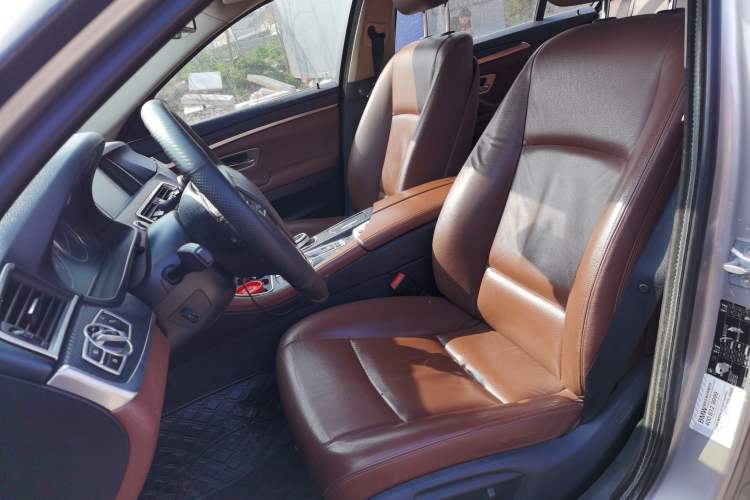 Used BMW 5 Series 2014 520Li Elegant Model Left Front Seat