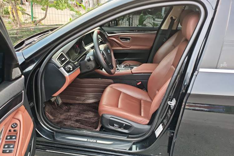 Used BMW 5 Series 2014 520Li Elegant Model Left Front Seat