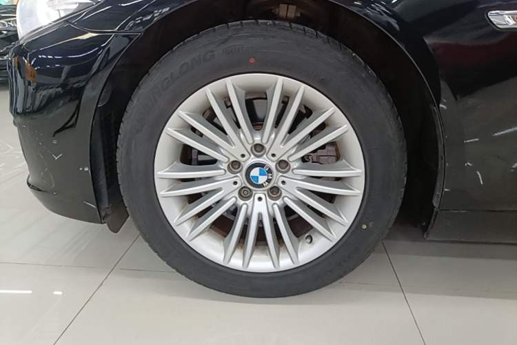 Used BMW 5 Series 2014 525Li Leading Model Left Front Wheel Hub