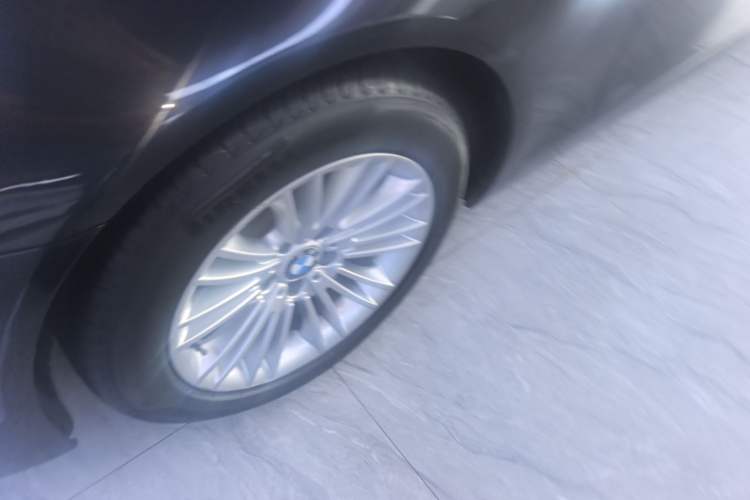 Used BMW 5 Series 2014 525Li Leading Model Left Front Wheel Hub