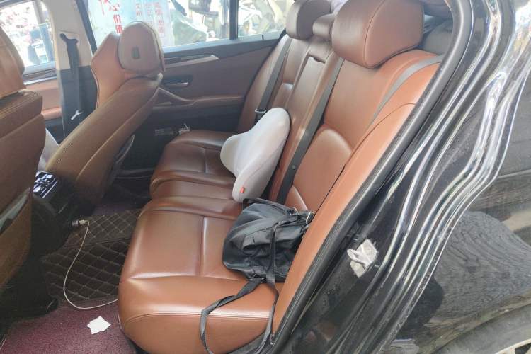 Used BMW 5 Series 2014 525Li Leading Model Left Rear Seat