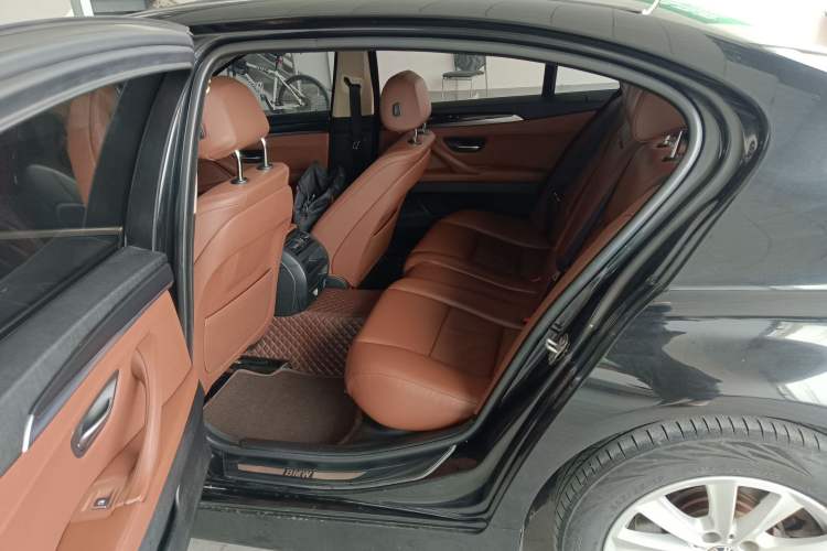 Used BMW 5 Series 2014 520Li Elegant Model Left Rear Seat