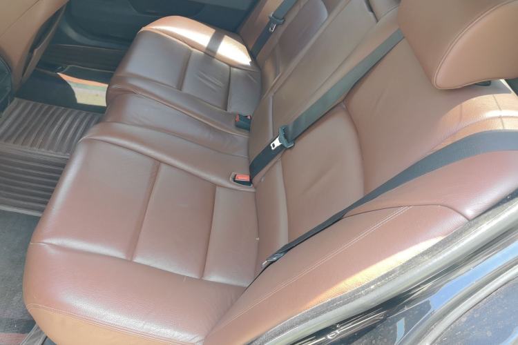 Used BMW 5 Series 2014 525Li Leading Model Left Rear Seat