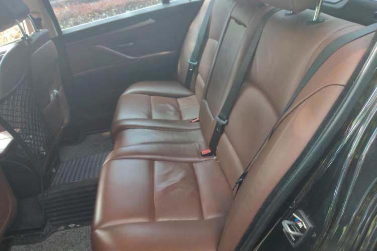 Used BMW 5 Series 2014 525Li Leading Model Left Rear Seat