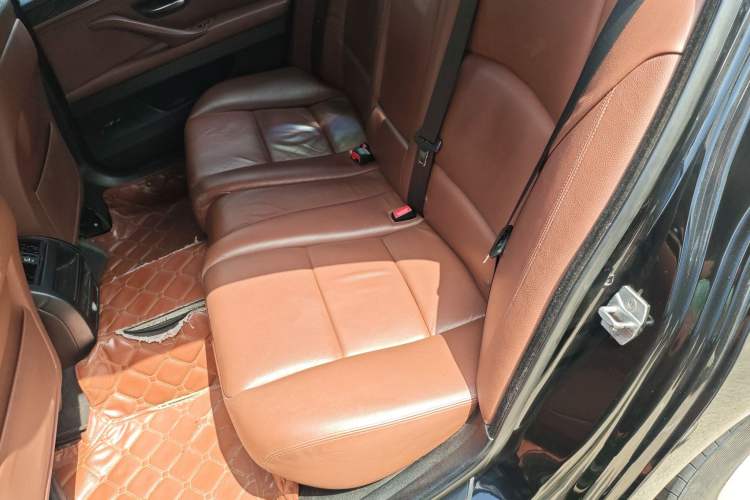 Used BMW 5 Series 2014 520Li Elegant Model Left Rear Seat