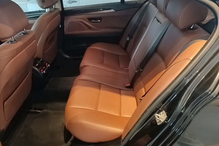 Used BMW 5 Series 2014 528Li xDrive Premium Edition Left Rear Seat