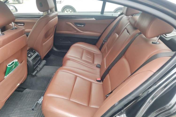 Used BMW 5 Series 2014 525Li Leading Model Left Rear Seat