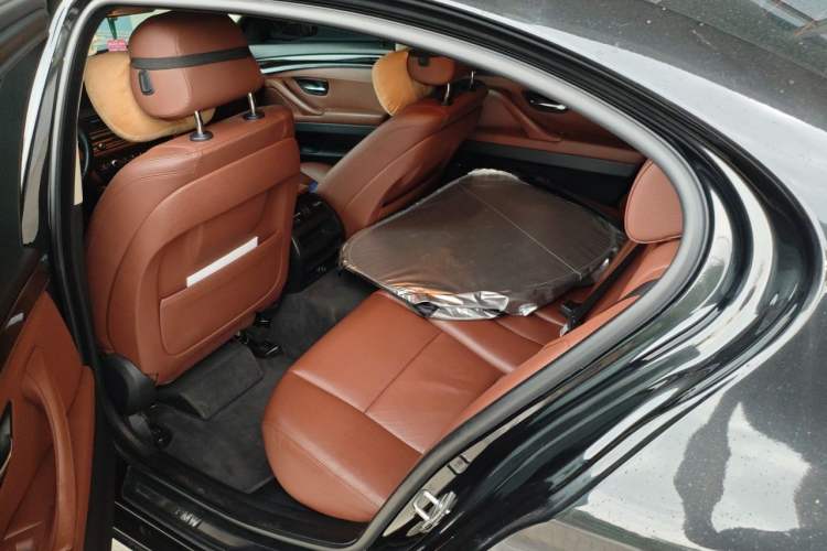 Used BMW 5 Series 2014 525Li Leading Model Left Rear Seat