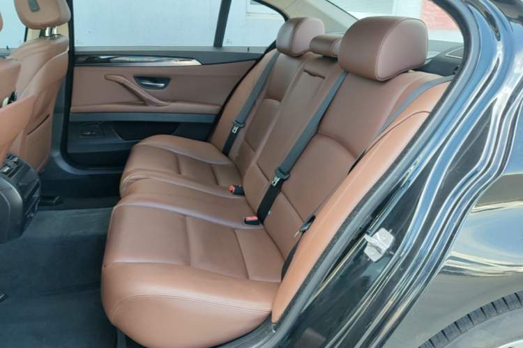 Used BMW 5 Series 2014 525Li Leading Model Left Rear Seat