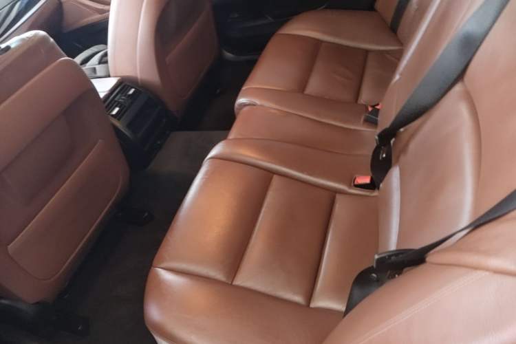 Used BMW 5 Series 2014 520Li Elegant Model Left Rear Seat