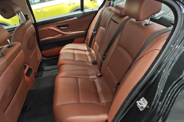 Used BMW 5 Series 2014 525Li Leading Model Left Rear Seat