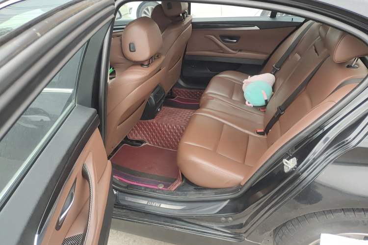Used BMW 5 Series 2014 520Li Elegant Model Left Rear Seat