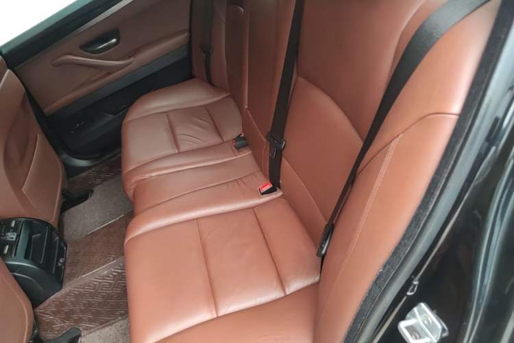 Used BMW 5 Series 2014 520Li Elegant Model Left Rear Seat
