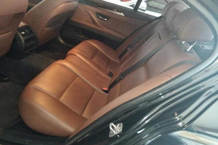 Used BMW 5 Series 2014 525Li Leading Model Left Rear Seat