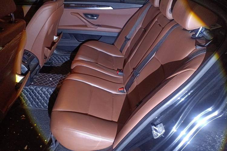 Used BMW 5 Series 2014 525Li Leading Model Left Rear Seat