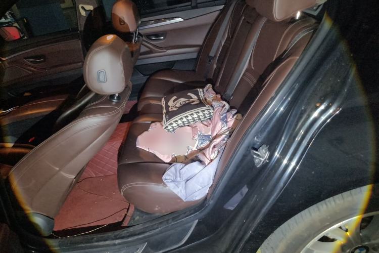 Used BMW 5 Series 2014 525Li Luxury Design Package Left Rear Seat