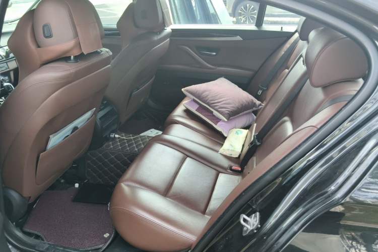 Used BMW 5 Series 2014 525Li Leading Model Left Rear Seat