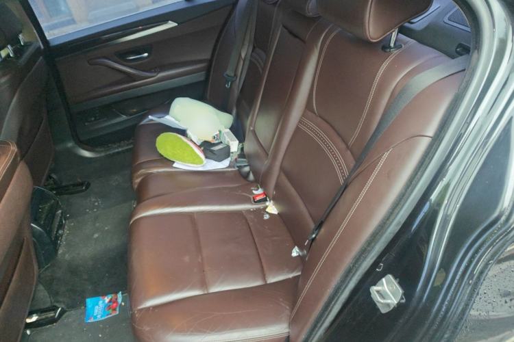 Used BMW 5 Series 2014 525Li Luxury Design Package Left Rear Seat