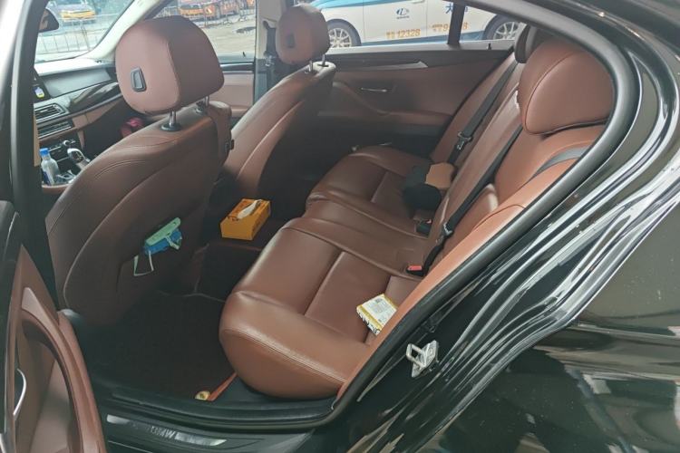 Used BMW 5 Series 2014 525Li Leading Model Left Rear Seat