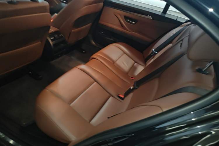 Used BMW 5 Series 2014 520Li Elegant Model Left Rear Seat