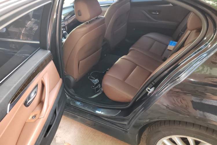 Used BMW 5 Series 2014 525Li Leading Model Left Rear Seat
