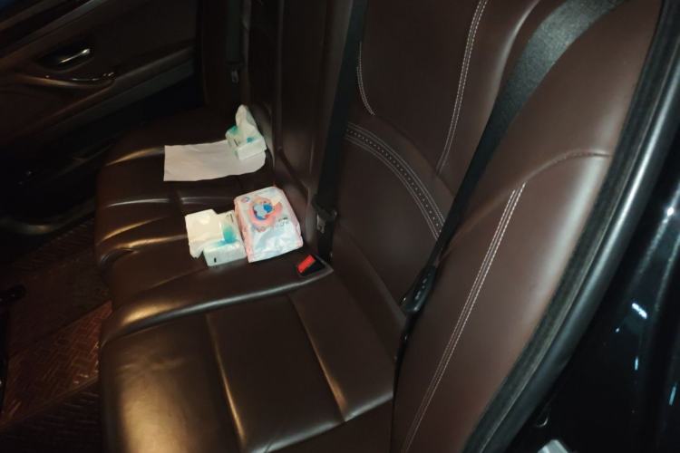 Used BMW 5 Series 2014 525Li Luxury Design Package Left Rear Seat