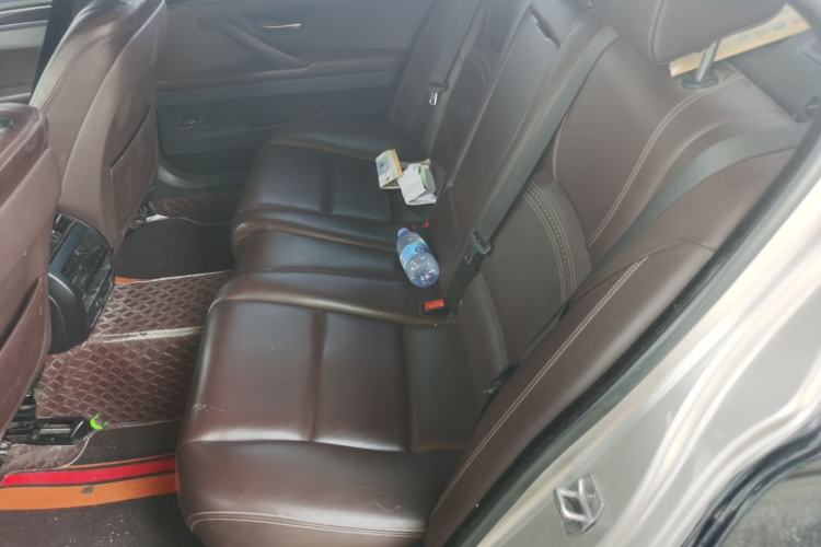 Used BMW 5 Series 2014 525Li Luxury Design Package Left Rear Seat