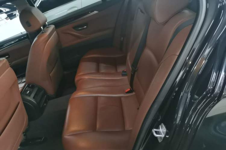 Used BMW 5 Series 2014 525Li Leading Model Left Rear Seat
