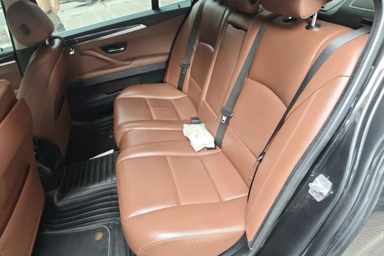 Used BMW 5 Series 2014 525Li Leading Model Left Rear Seat